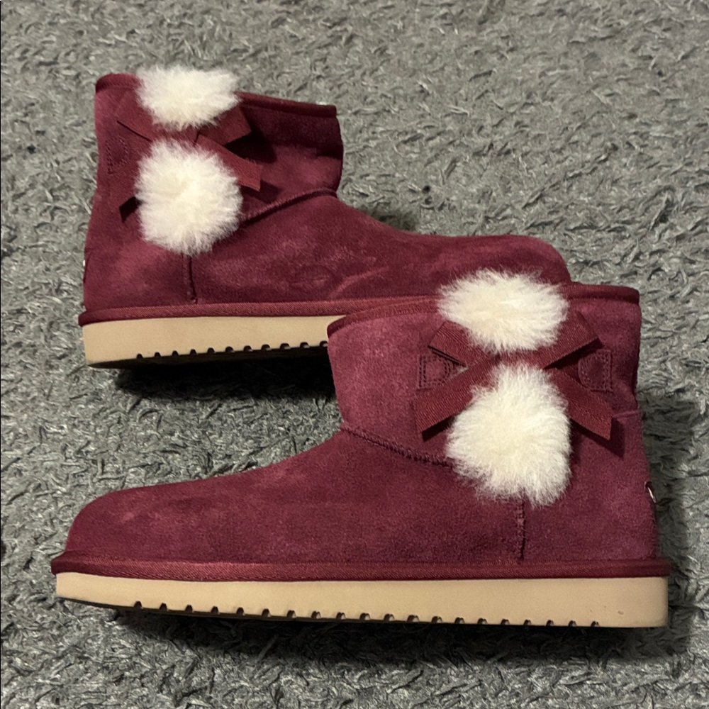 Koolaburra maroon boots
